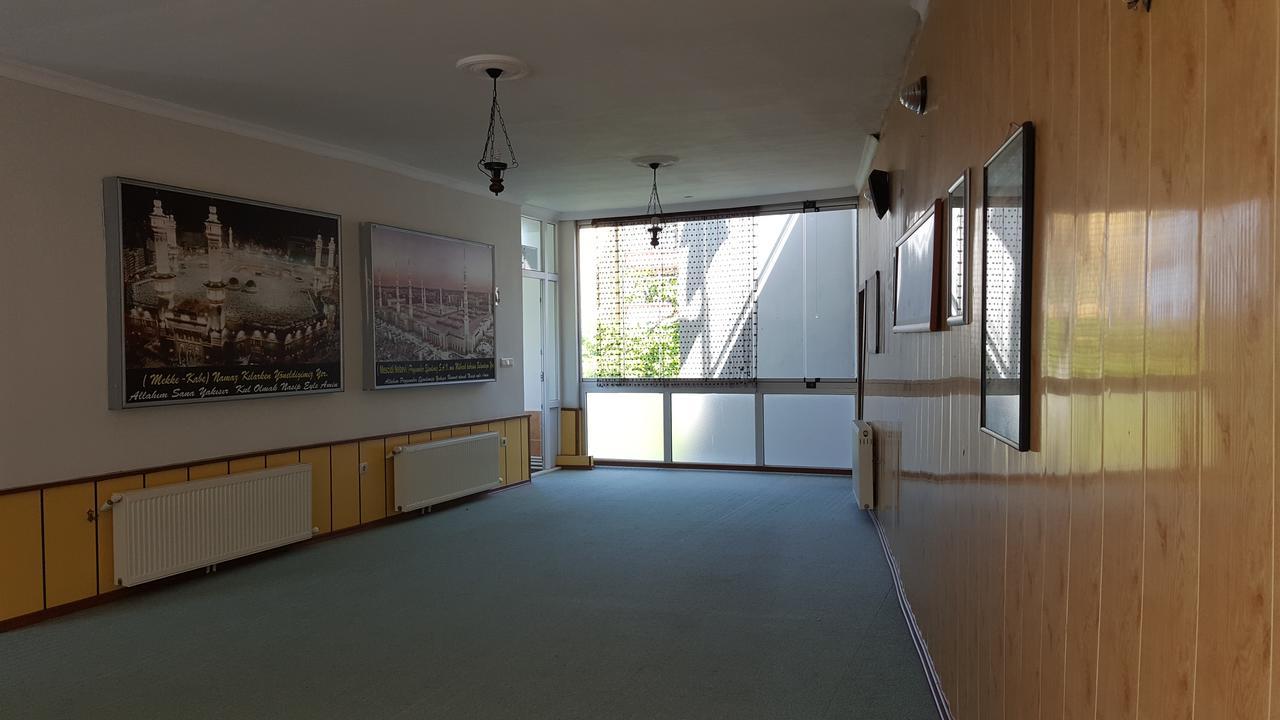 Sari Konak 61 Trabzon Exteriér fotografie